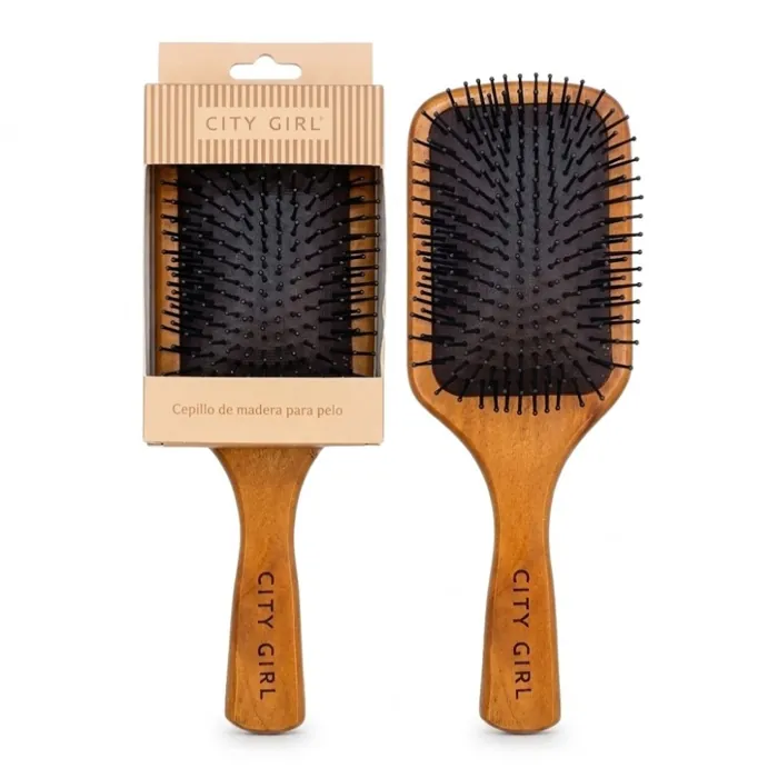 Cepillo Mango de Madera Cerdas de Plastico